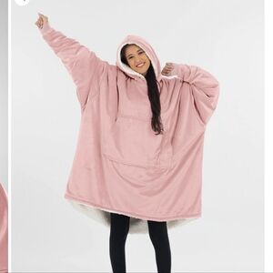 Comfy Oversized Pink Hoodie Blanket